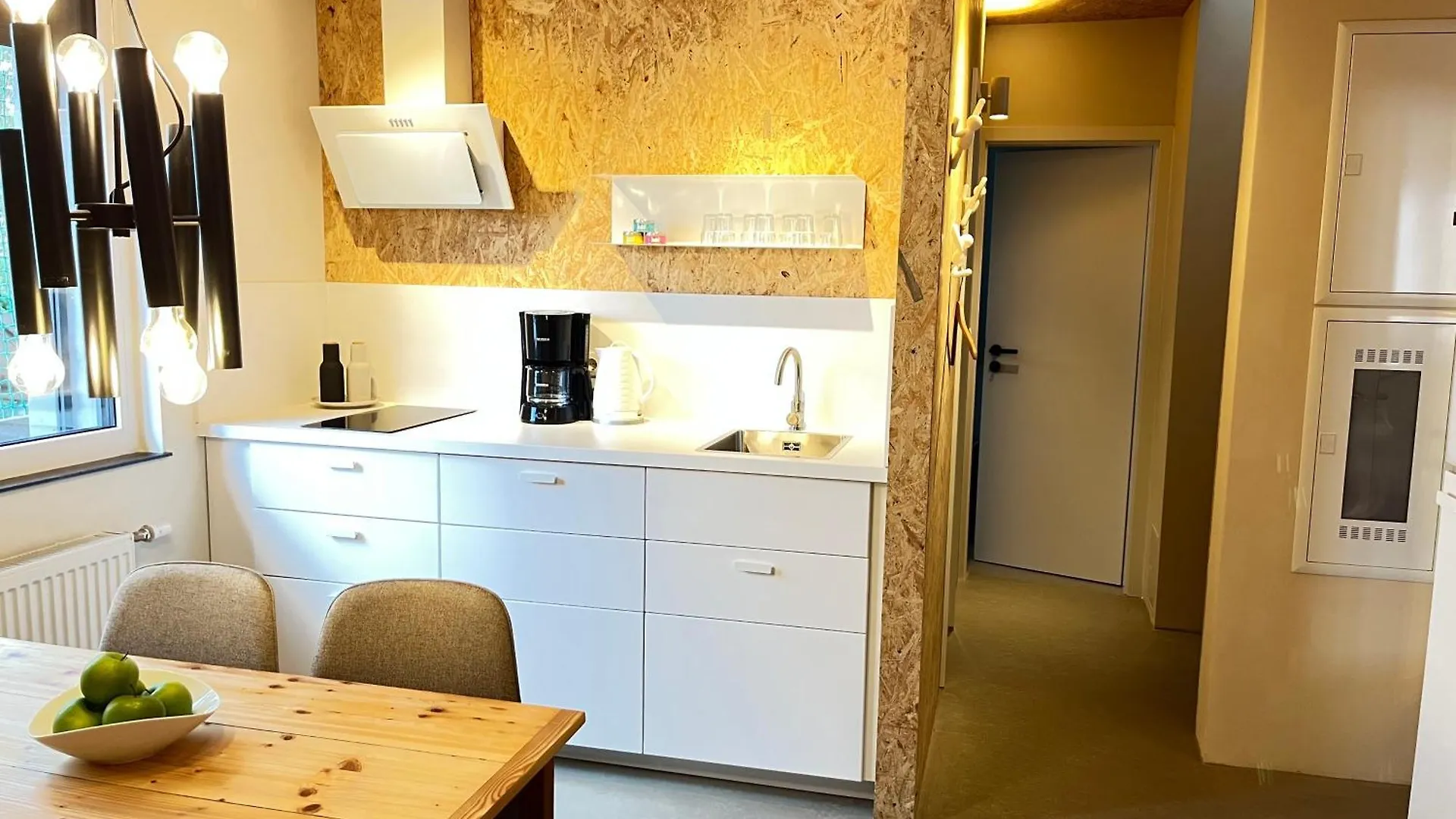 New, Modern & Cozy Apartment - Near Airport Ber #Links 베를린