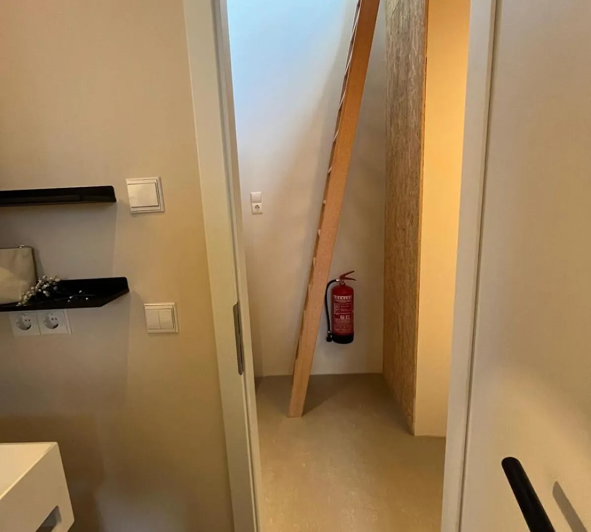 New, Modern & Cozy Apartment - Near Airport Ber #Links Berlin Germany