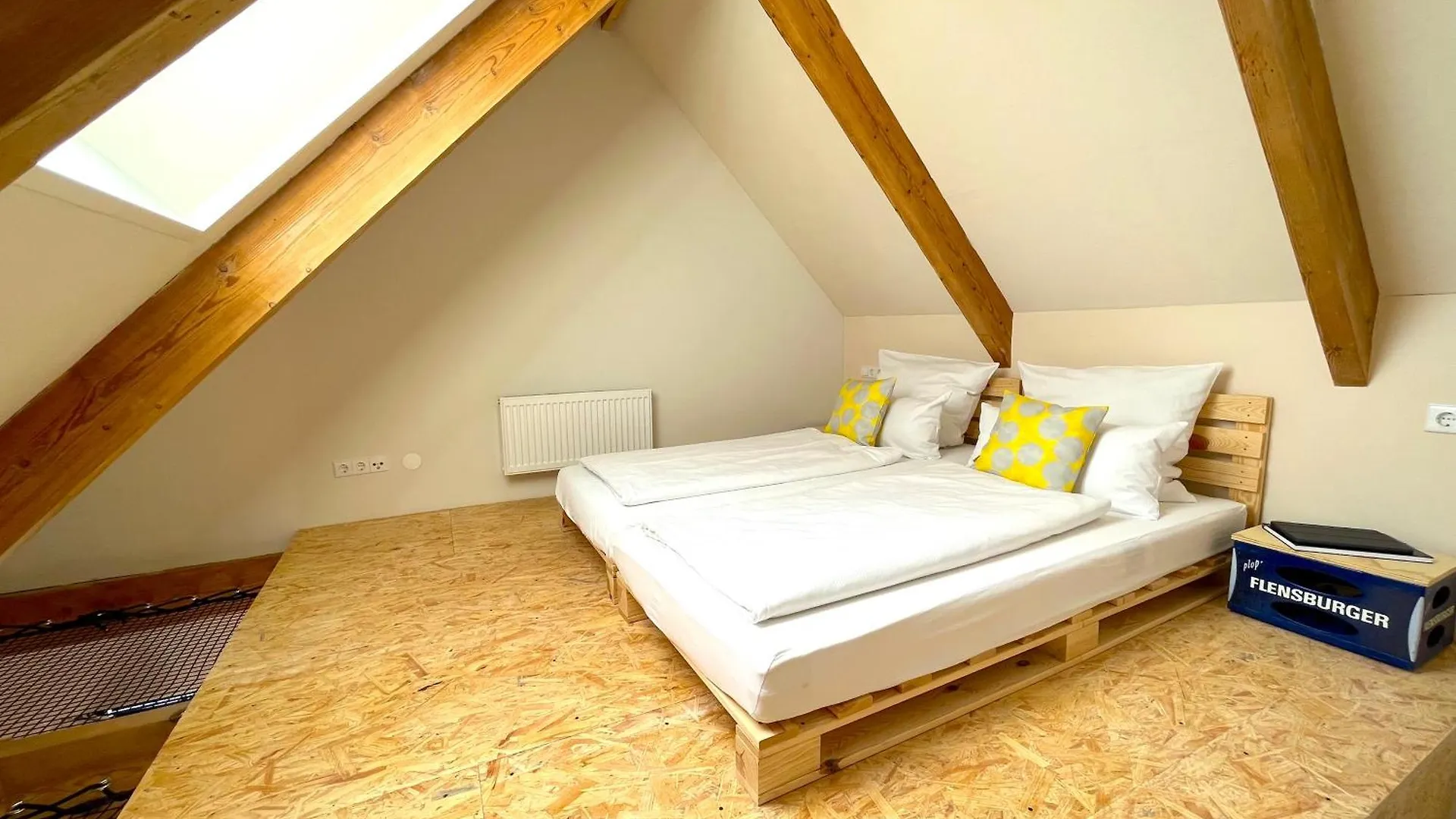 New, Modern & Cozy Apartment - Near Airport Ber #Links Berlin