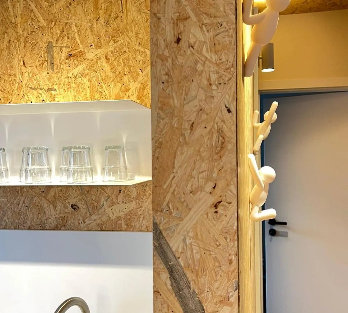 New, Modern & Cozy Apartment - Near Airport Ber #Links Berlin